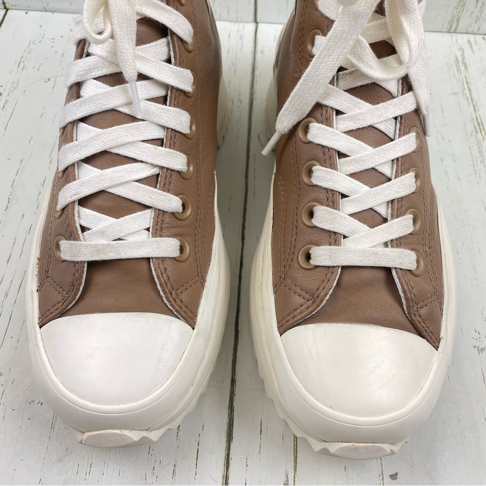 Converse Run Star Hike Chuck Taylor Leather High Top Platform Sneakers. - Picture 6 of 16